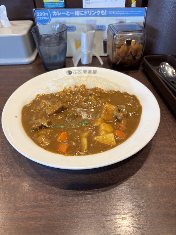 出張　カレー（笑）